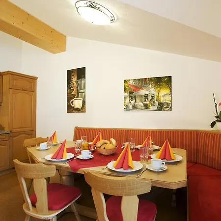 Haus Oberstocker 아파트 상트조한임퐁가우